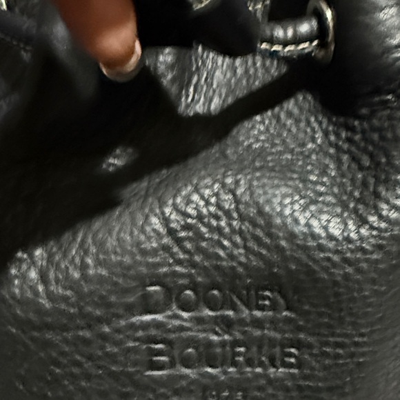 Vintage Dooney Bourke Leather Bucket Bag Pebbled Leather w dustbag - Picture 2 of 8